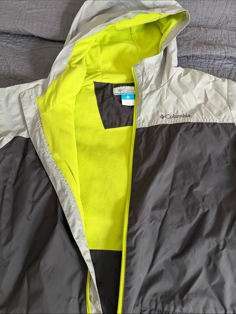 Columbia Men’s Hooded Raincoat in Gray & Neon Yellow